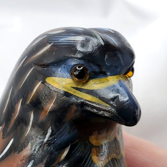 Vintage Action International Painted Stone Bird Figurine Falcon Hawk 5.25" tall - Picture 15 of 16